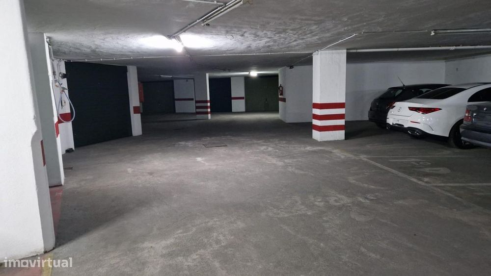 T3 - Aranguês - Bem localizado com 1 parqueamento