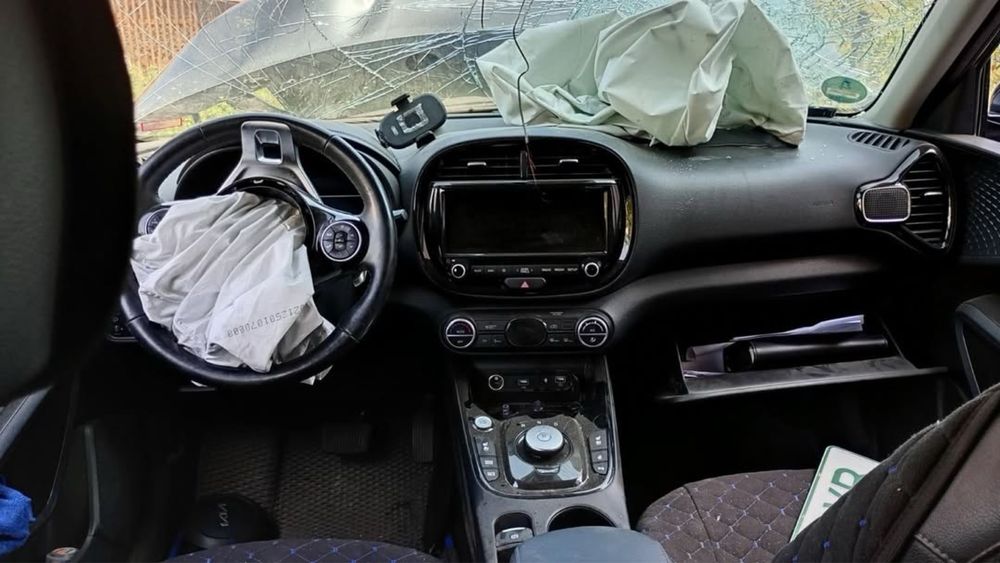 Kia Soul EV 2022 64 kWh 204 к.с. Після ДТП. Цілим!
