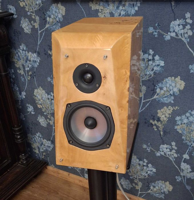 Kolumny Monitory - Mistral Bow 3