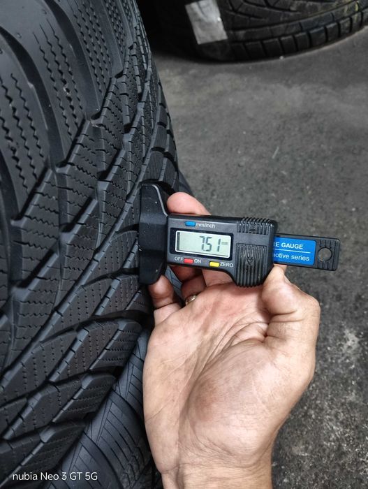 Шини бу 225/55 R17 Bridgestone Blizzak LM001 Run Flat Комплект Зима