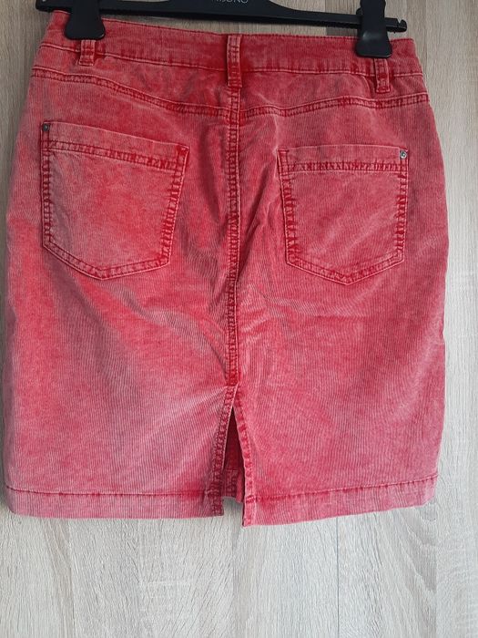 Spódnica sztruksowa mini