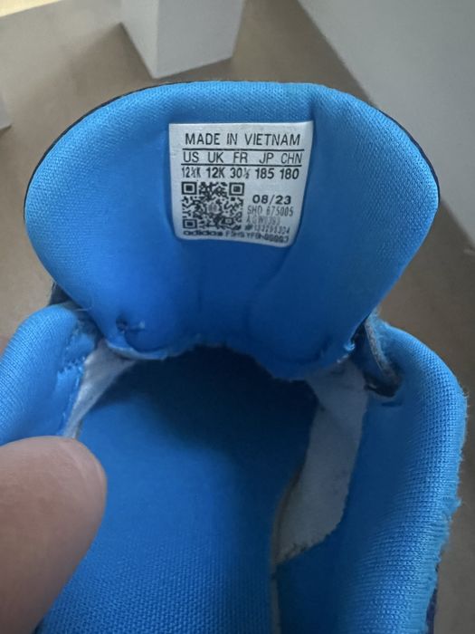 Дитячі кросівки adidas