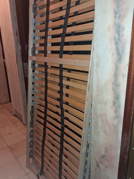 Estrado individuais para cama de casal