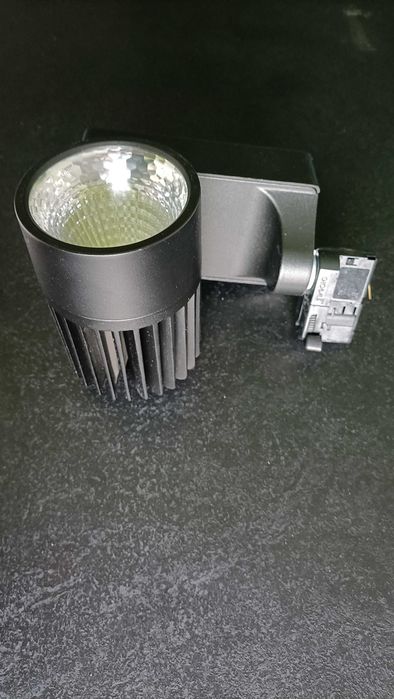 Oprawa Liniowa Spot Cob Veros Czarny 29W 3000K 3500LM 38°
