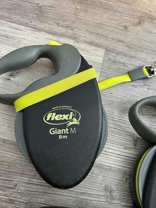 Flexi Giant Neon M, Flexi New Classic L повідець-рулетка до 50/25 кг