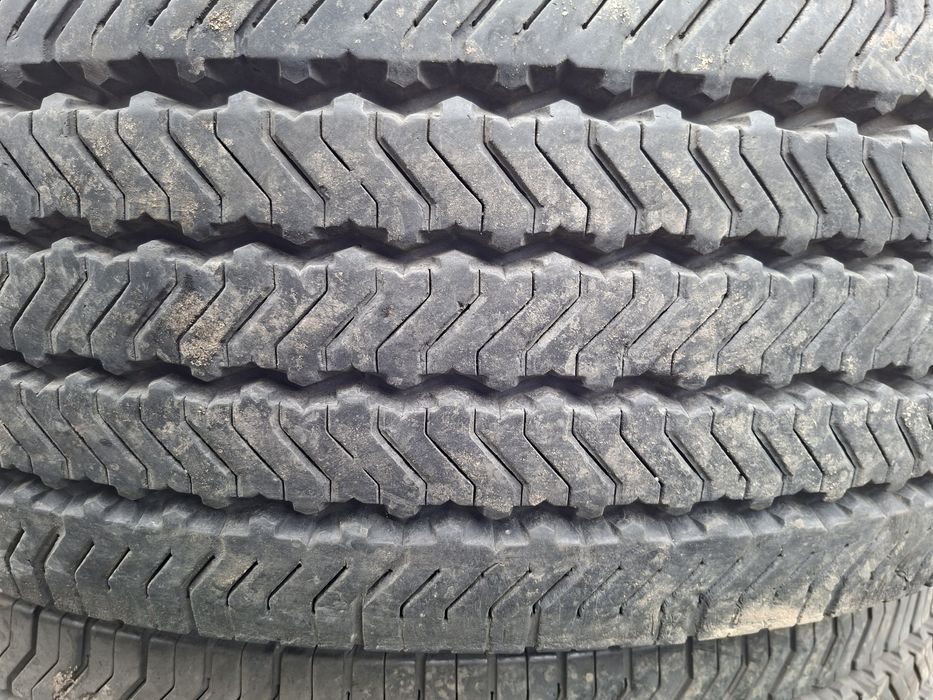 Kpl opon 295x80x22.5 continental. 14mm.