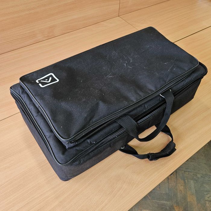 Zestaw: Pedalboard Rocksquad 60x30 + Custom Gniazda + Case Ikar +Torba