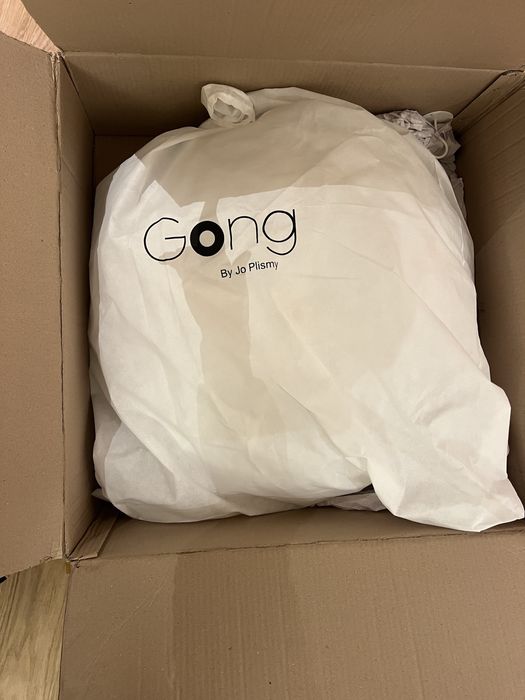 Candeeiro pendente em sede da Studio Gong