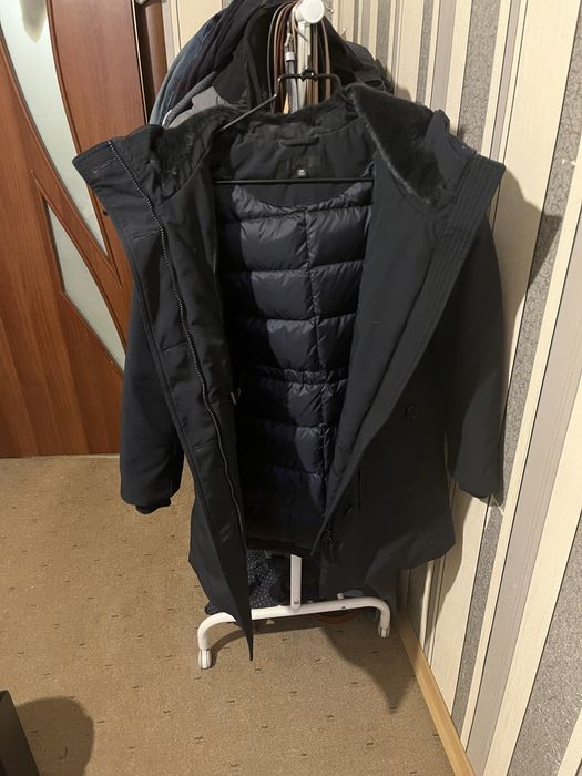 Жіноча гібридна парка на пуху uniqlo WOMEN ULTRA WARM DOWN JACKET XXS