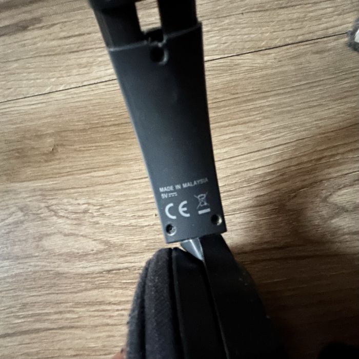 Słuchawki Sony WH- 700 N