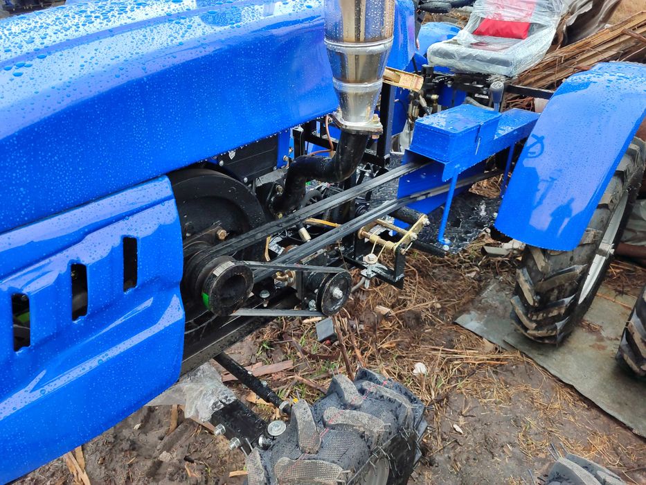 Трактор Кентавр 160ВН люкс с фрезой и плугом в комплекте