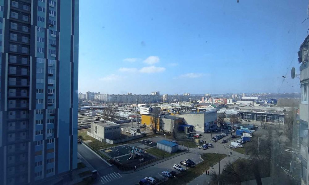 1к метро Салтівська 4 хв можливо відразу жити чи здавати