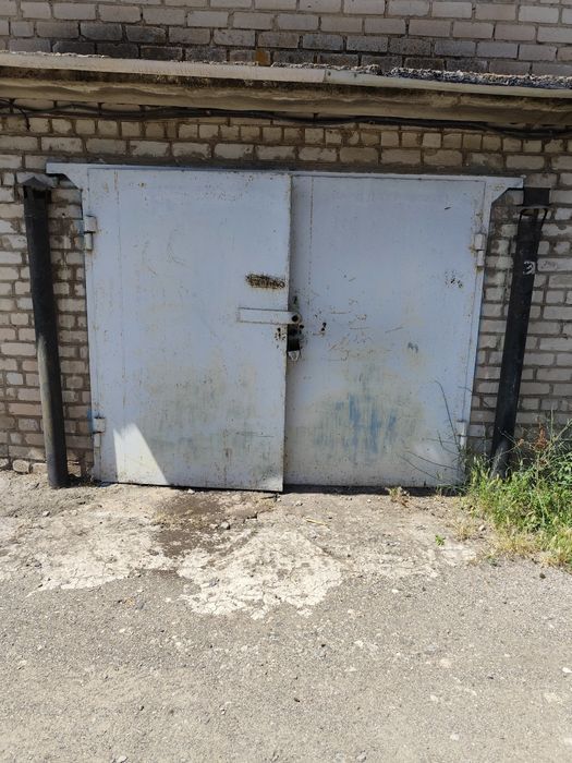 Продается гараж в районе Мэтро
