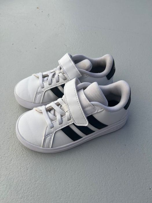 Ténis Adidas infantil