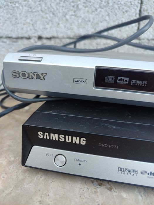 2 Aparelhos de DVD
