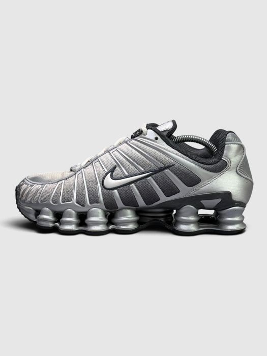 Buty Sportowe Nike Shox TL Szary Czarny Rozmiar 44