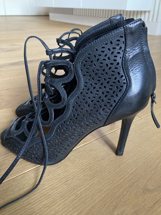 Sandaly na obcadie Sinple, rozm. 37