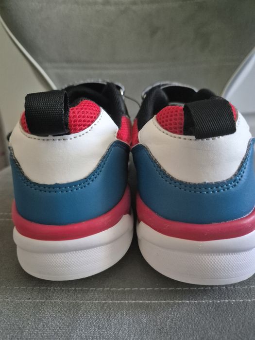 Buty sneakersy Bejo rozmiar 36