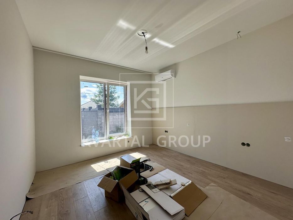 Продаж Будинку з ремонтом 88 м² | 3 спальні | 5,5 соток | Закрите містечко