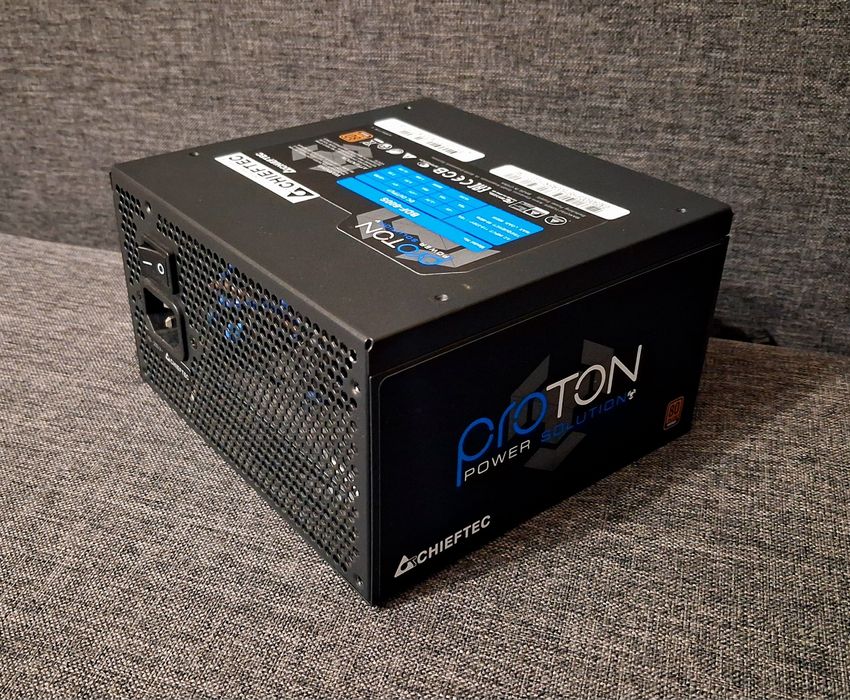 БП Chieftec 600W PROTON 80Plus блок питания 600Вт