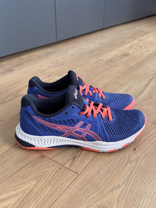 Кросівки жіночі волейбольні ASICS NETBURNER BALLISTIC FF 2