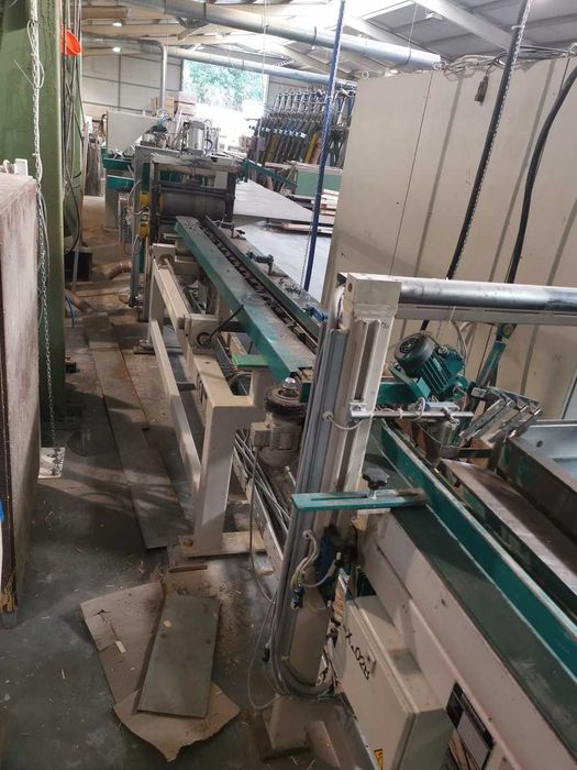 Linia prasa do łączenia drewna na mikrowczepy DIEFFENBACHER