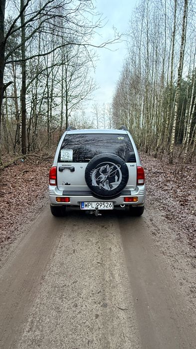 Suzuki Vitara 2.5 V6 4x4 - 2000r