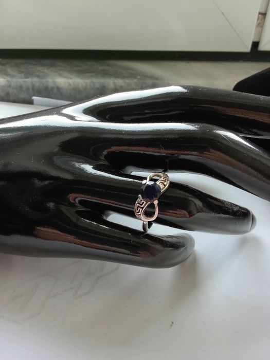 Anel em Prata 925 Feito á Mao com Safira Certificada