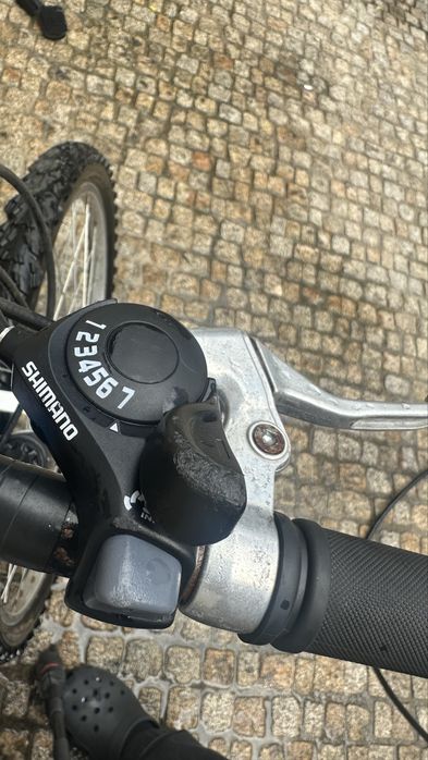Bicicleta juvenil BTT