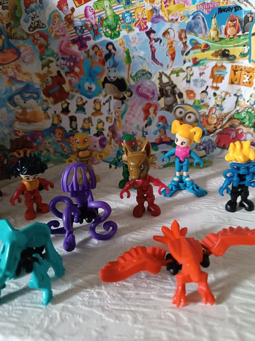 Игрушки Kinder Surprise Единорожки и др.