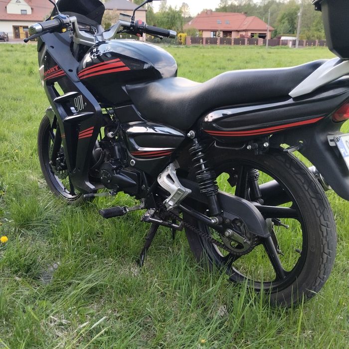 Skuter Junak poj 50cc cylinder 70cc