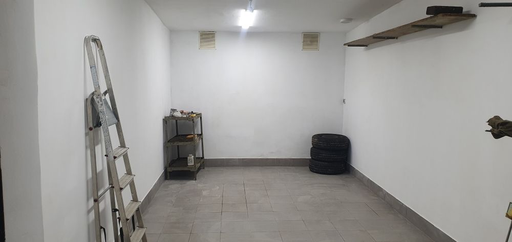 Продам гараж ...