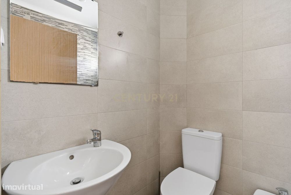 Apartamento T3 renovado centro da Ericeira