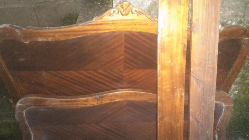 cama de casal antiga