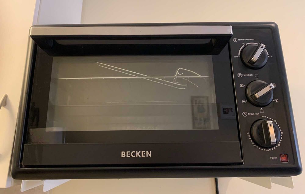 Mini-forno Becken BMO3188 – 30 L – 1500 W (Suporte Parede Incluído)