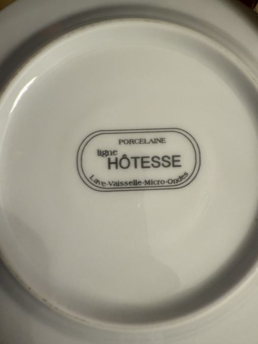 Serviço de Louça de Procelana Francesa