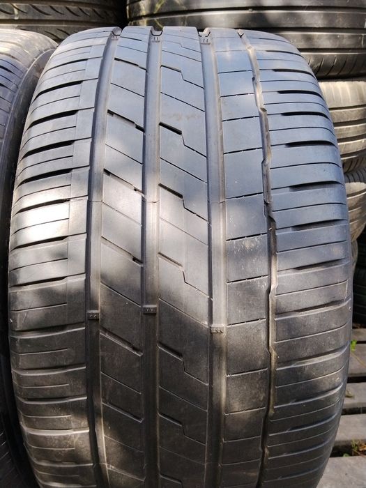 Hankook 305 40 r20 2шт шини bmw х5 літні б'у з Європи