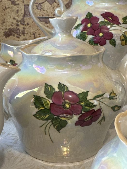 Сервіз велкиий чайник чашка цукорниця