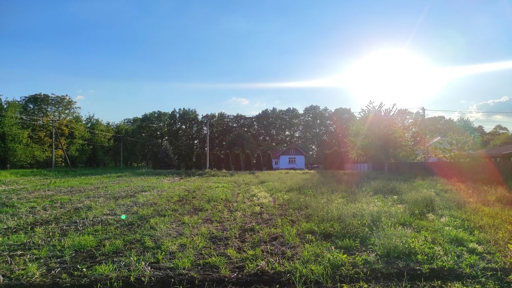 Земельна ділянка  не далеко річка , ліс