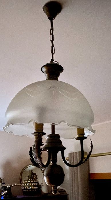 Renove a sua casa com este óptimo CANDEEIRO de Tecto