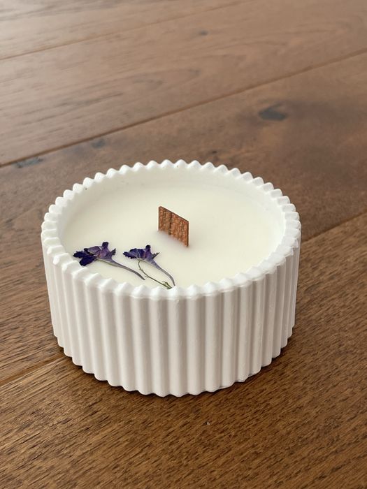 Свеча из соевого воска с деревянным фитилем