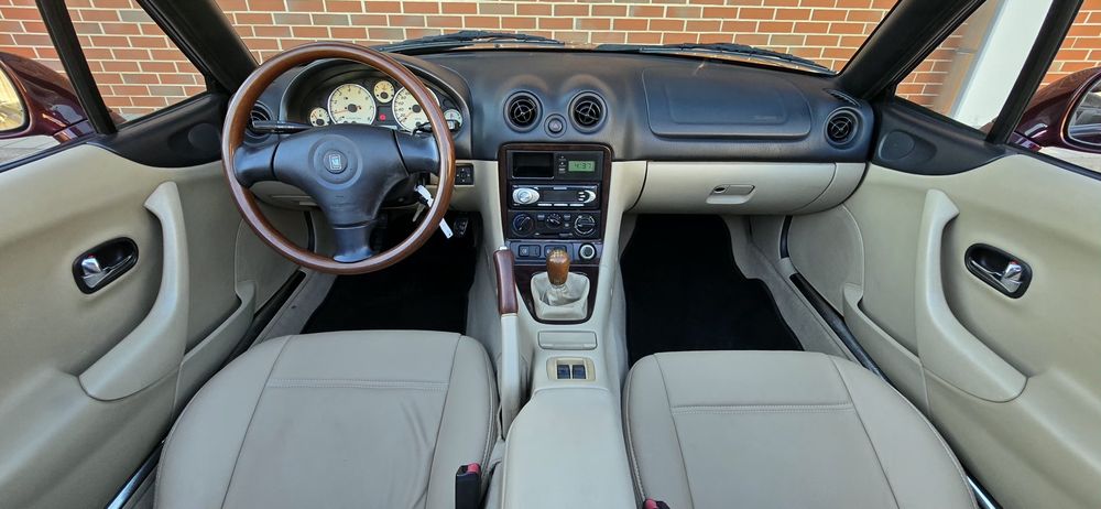 Mazda MX-5 NB 1.6  |   Miracle Edition |  1 DONA