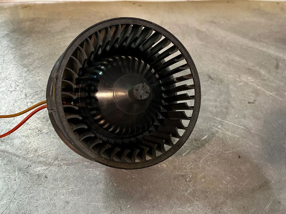 MOTOR DA SOFAGEM VOLKSWAGEN GOLF III 1H1819021