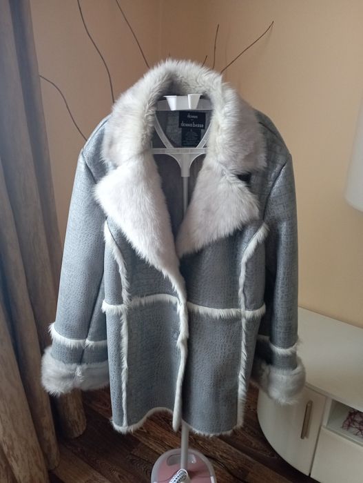 Нова жіноча шубка Dennis Basso