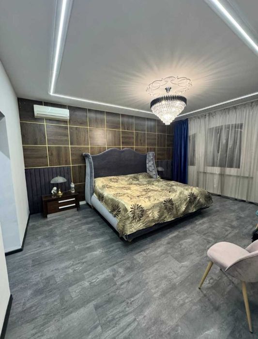 Продам элитный дом в Совиньоне с дизайнерским ремонтом