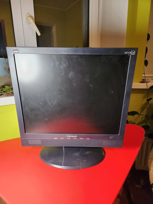 Продам Монітор ViewSonic VA712b з вбудованими колонками