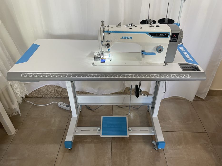 Máquina Costura Jack F6 Nova