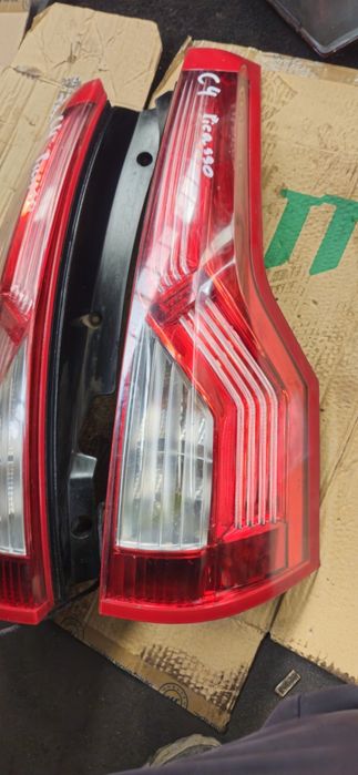 C4 grand picasso lampy tyl