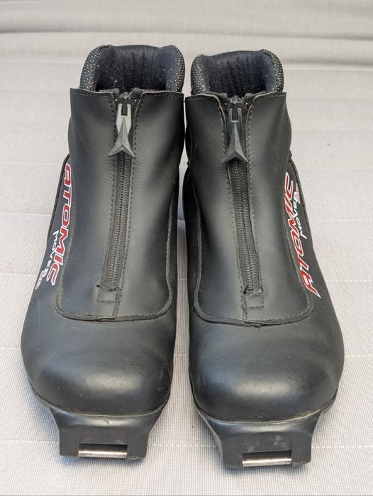 Черевики для бігових лиж Atomic Mover 20 розмір 38
розмір 38
устілка 2