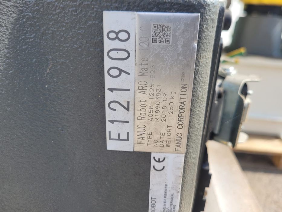 Roboty spawalnicze fanuc 120iC ARC Mate kuka yaskawa